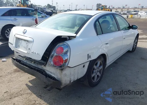 2005 Nissan Altima 2.5 S из США, поврежденный, VIN 1N4AL11D25C301027